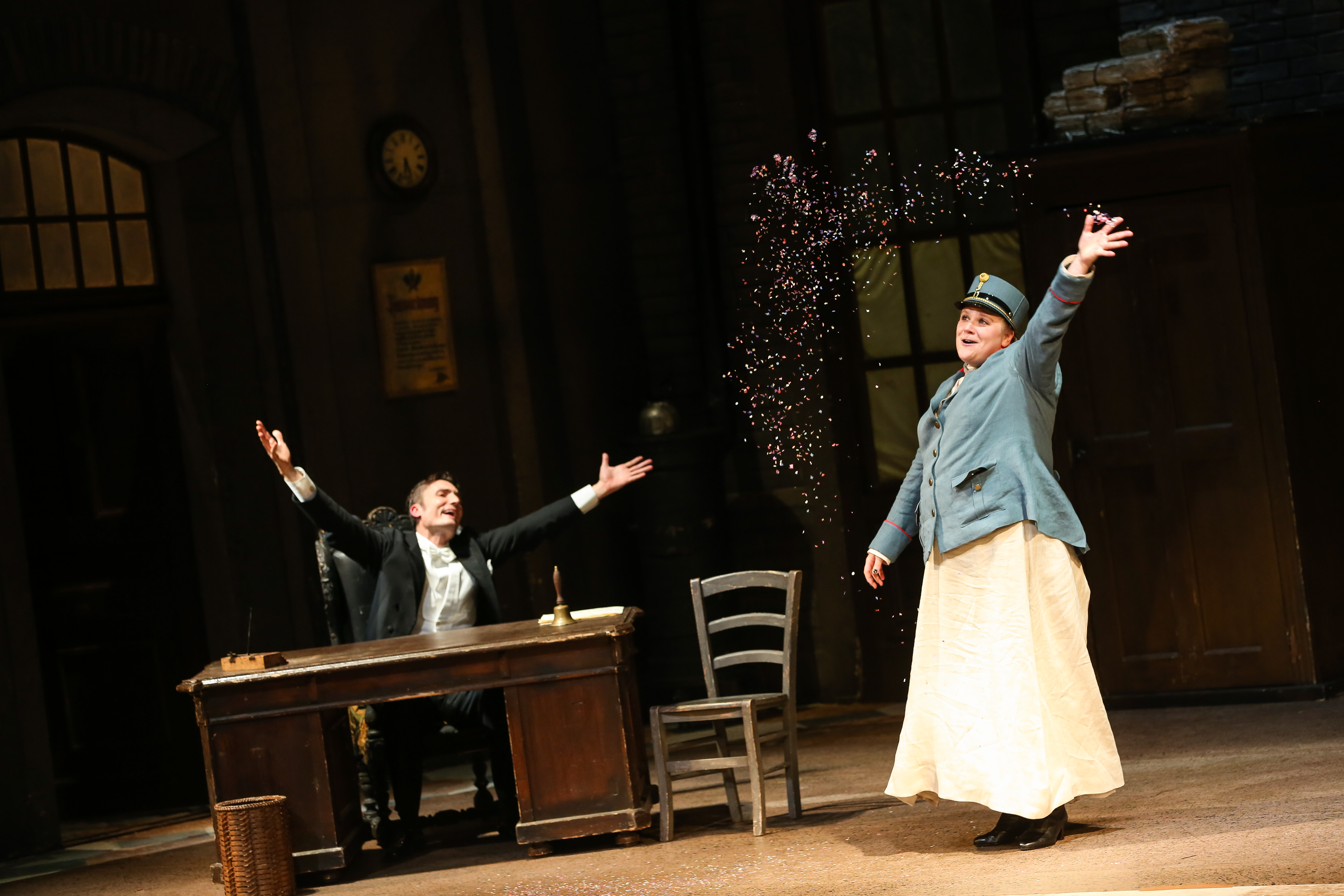 Scene photo from the operetta Die Fledermaus 