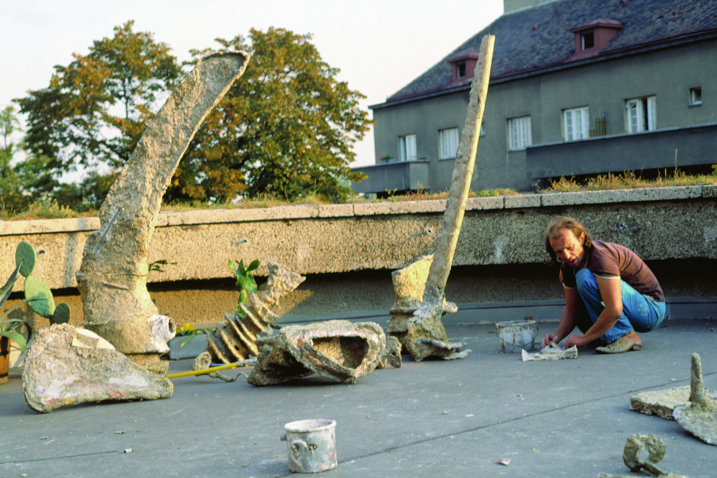 Wien Museum_Franz West auf der Terrasse